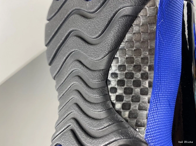 671 Jordan 11 Air Compact CT8012-400 0922